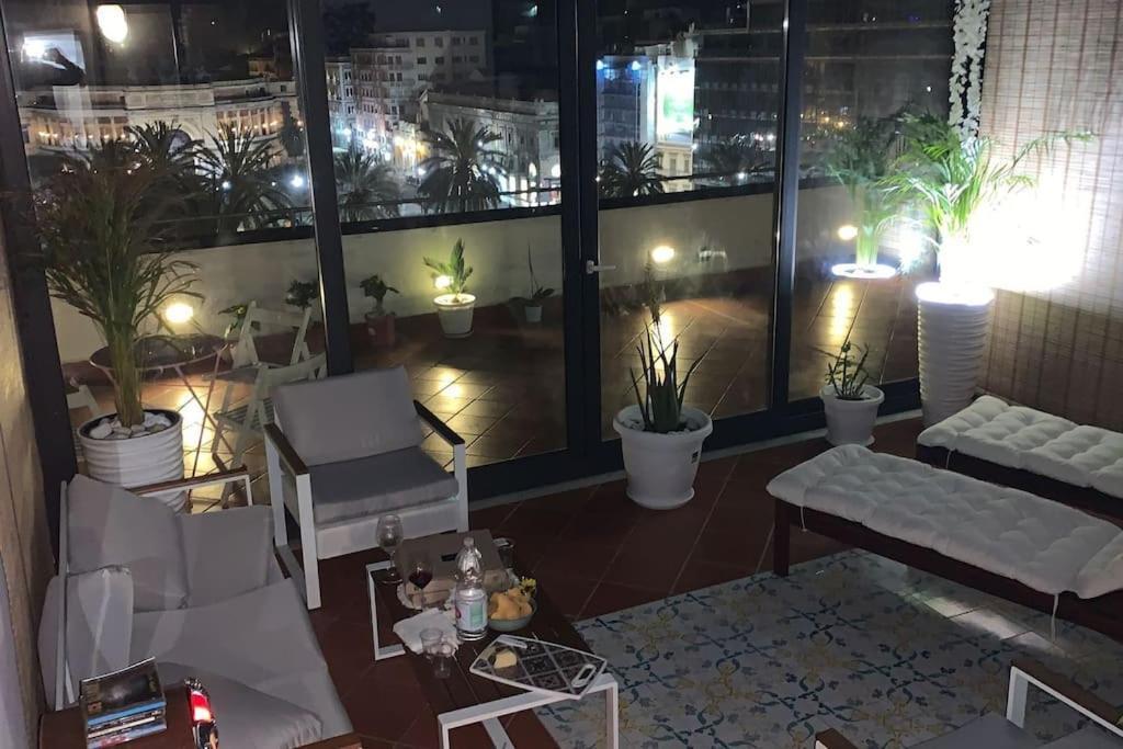 Ferienwohnung Rocca Politeama Attico Prestigioso Ed Eccitante. Palermo Exterior foto